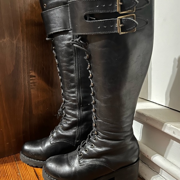 One Way Vintage NYC 80s black leather lace up chunky heel boots - Picture 2 of 6